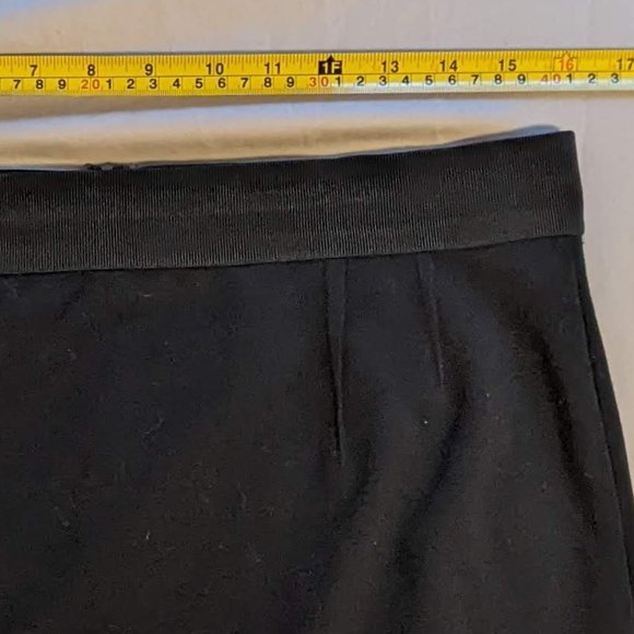 InWear Black Skirt with Back Detail L - Picture 5 of 7